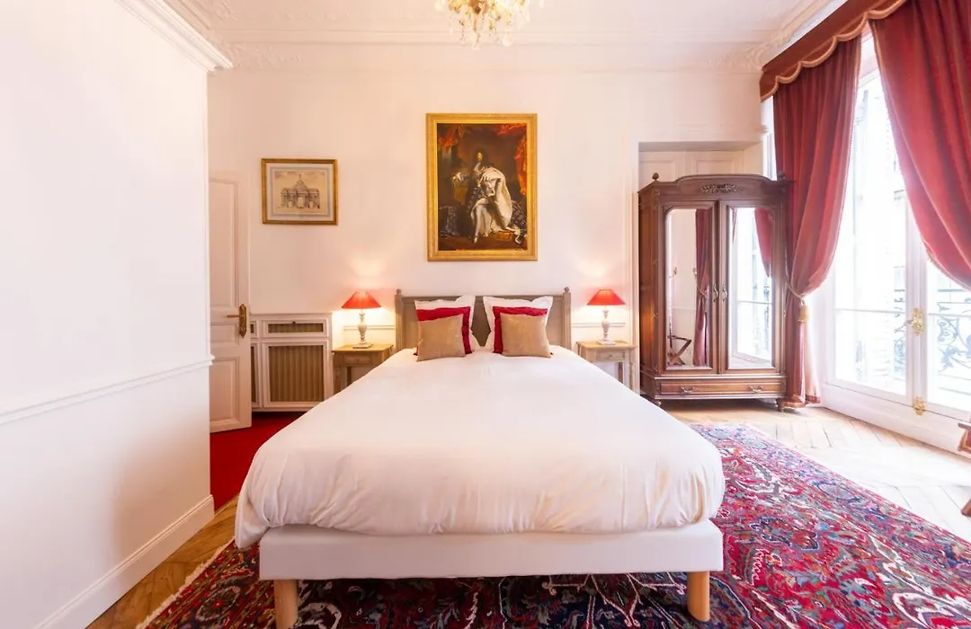 Maison de Lignières - Bed&Breakfast - Paris quartier Champs-Elysées-1